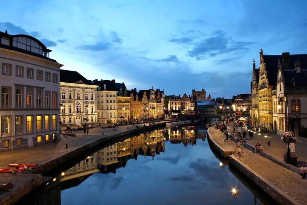 Romantic Unesco Medieval House In The City Center เกนต์ ภายนอก รูปภาพ